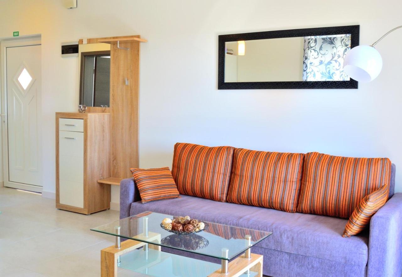 Apartment Domus Lauri Umag Extérieur photo