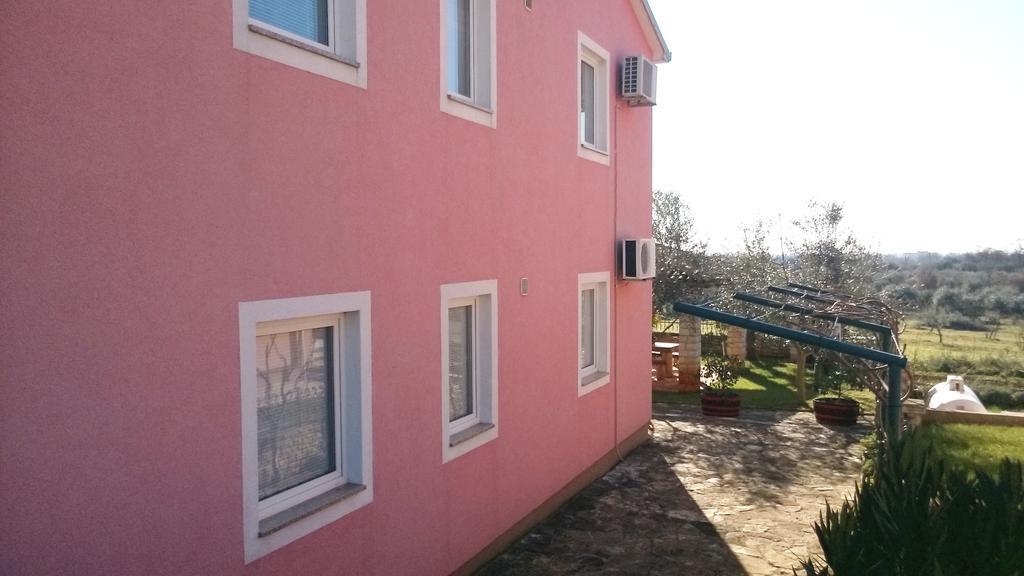 Apartment Domus Lauri Umag Chambre photo